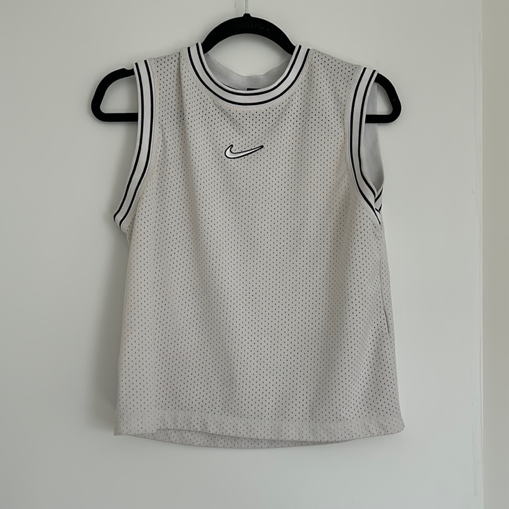 Nike Jersey tank in white and black with Nike symbol